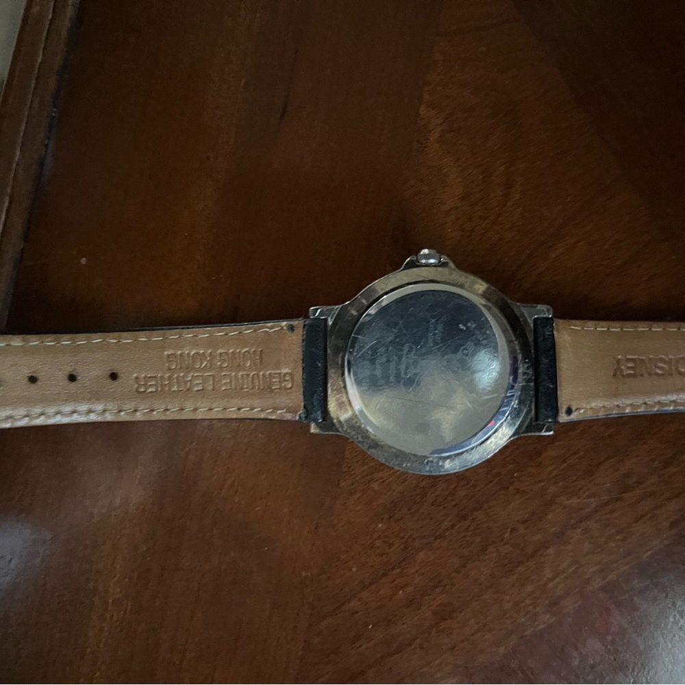 Vintage Mickey Mouse Disney watch by Fossil - Picture 5 of 5